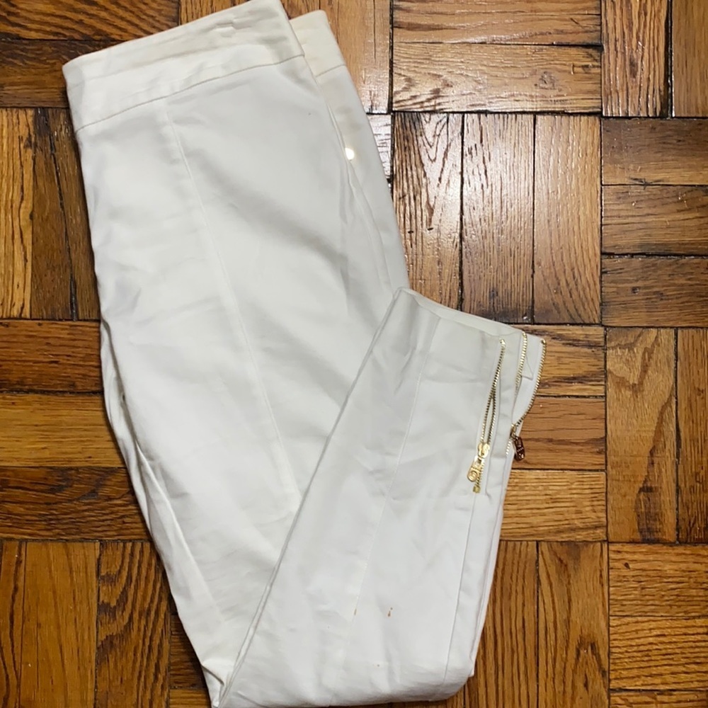 2 for $15 bebe white capris size: 6